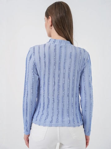 Bigdart - Blusa em azul