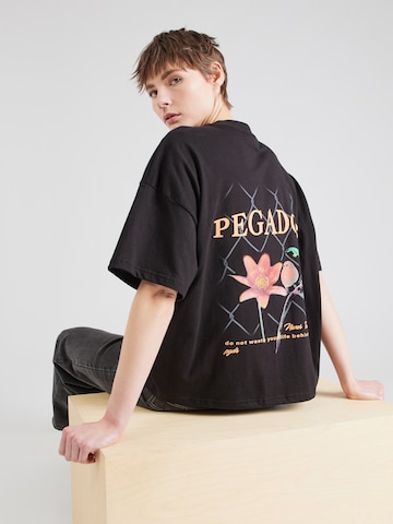 Pegador - Camiseta talla grande 'MARAMIE' en negro: frente