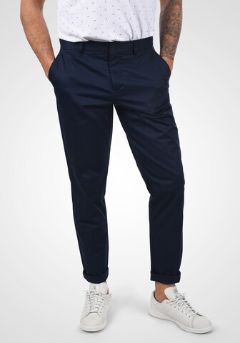 Casual Friday Regular Chino Pants in Blue: front