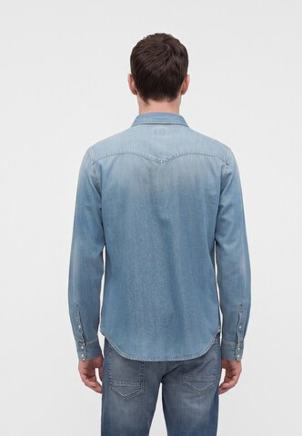 GUESS Regular fit Button Up Shirt in Blue