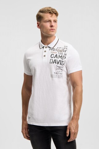 CAMP DAVID Shirt in White: front