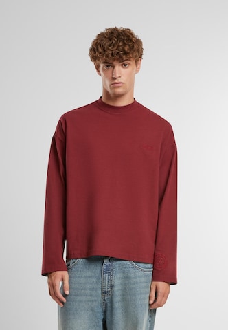 Prohibited Shirt in Rot: Vorderseite