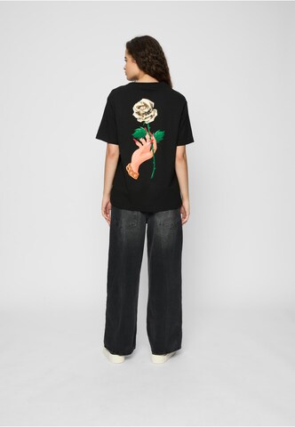 Miss Tee Shirt 'Love Is Blind' in Black