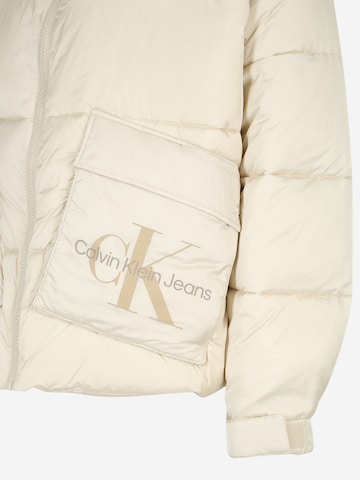 Calvin Klein Jeans Vinterjakke i beige