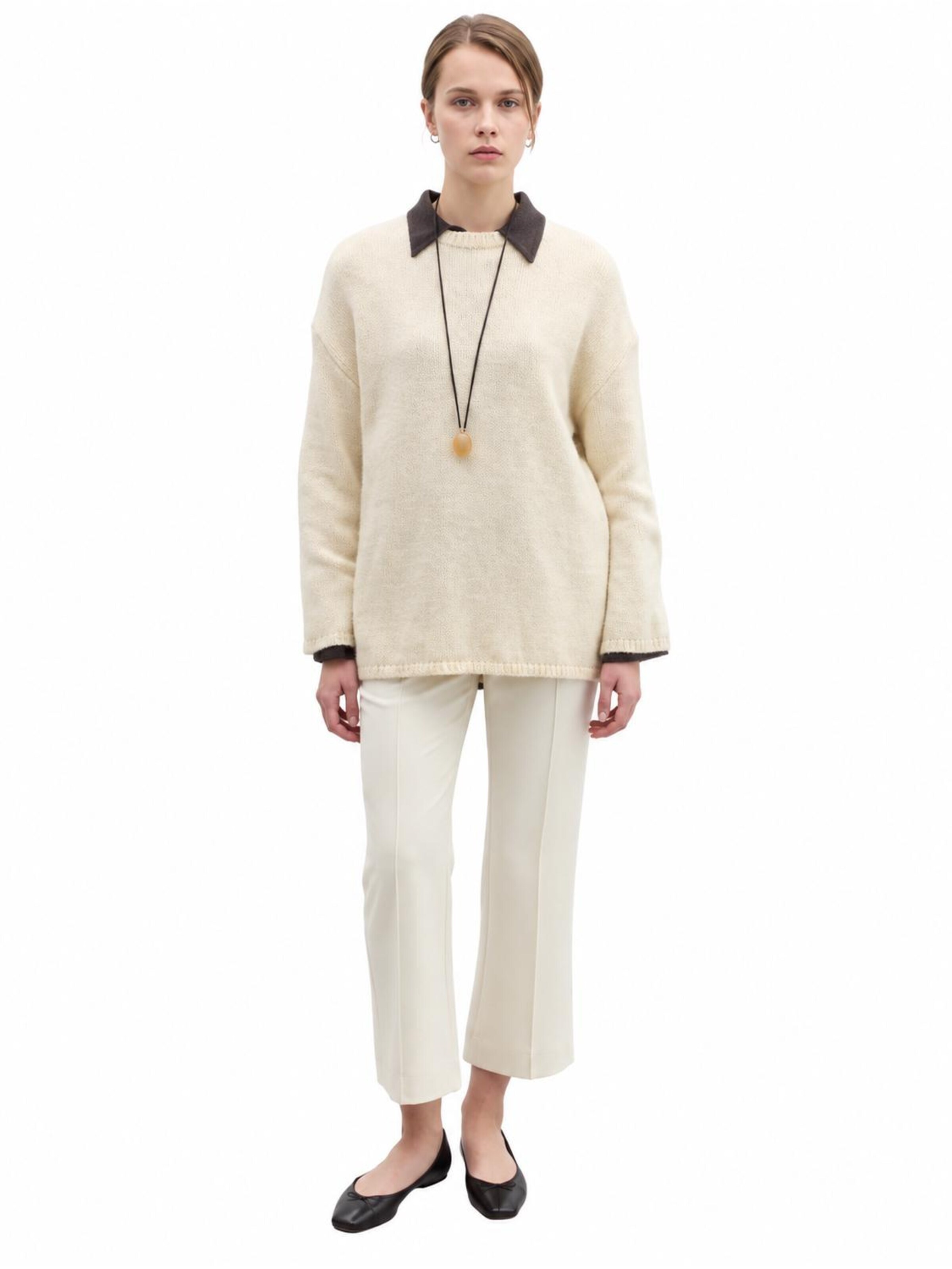 MANUKA Sweater in Beige: front