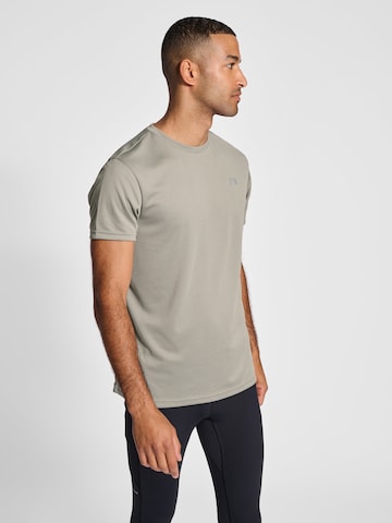 T-Shirt fonctionnel Newline en gris : devant