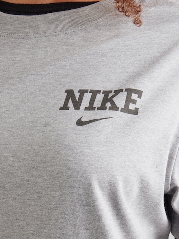 Nike Sportswear Shirt in Grey
