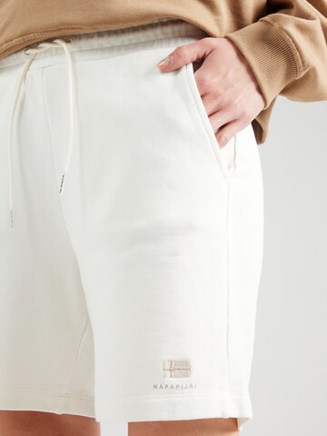 NAPAPIJRI Regular Housut 'N-NINA 1' värissä valkoinen