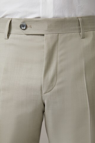 Coupe slim Pantalon à plis 'Mace' STRELLSON en beige