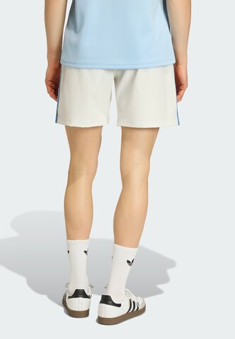 Regular Pantalon de sport 'Frankreich Rugby 120 Years Crunch Replica' ADIDAS PERFORMANCE en blanc