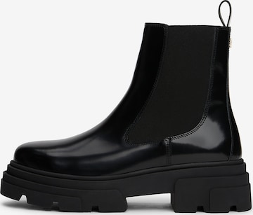 TOMMY HILFIGER Chelsea boots in Black: front