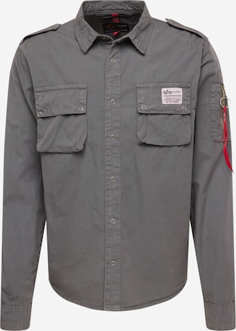 ALPHA INDUSTRIES - Ajuste regular Chaqueta de entretiempo en gris: frente