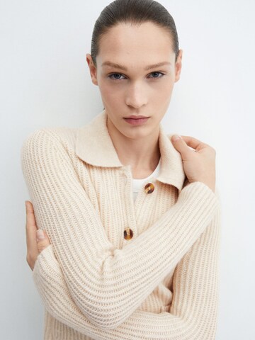 Cardigan 'MARISAS' MANGO en beige