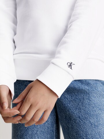 Sweat Calvin Klein Jeans en blanc