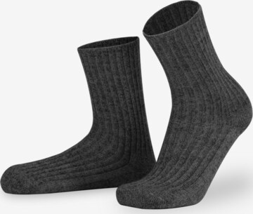 Polar Husky Athletic Socks in Grey