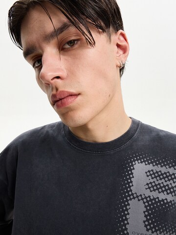 Bershka Shirt in Grey