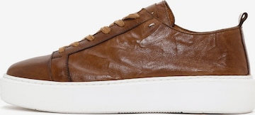 Derimod Platform trainers in Brown: front