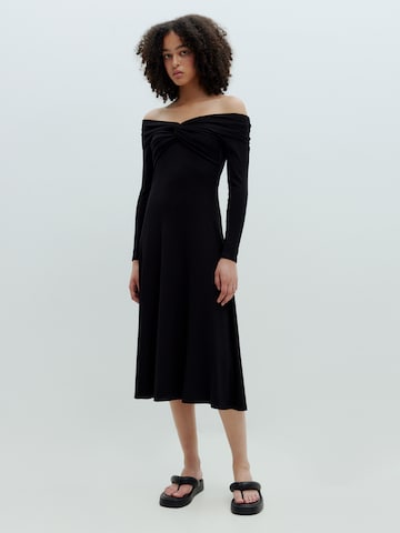 EDITED Sukienka 'Eriko' w kolorze czarny: przód
