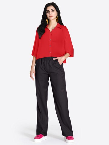 Camicia da donna 'Short Belly' di Jascha Stockholm in rosso