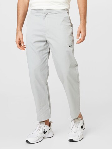 pilka Nike Sportswear Standartinis Kelnės: priekis