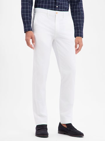 Polo Ralph Lauren Regular Chino trousers 'Bedford' in White: front