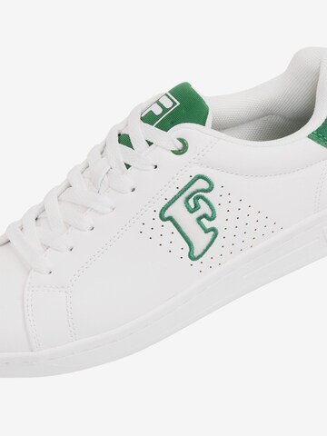 Baskets basses 'Crosscourt' FILA en blanc