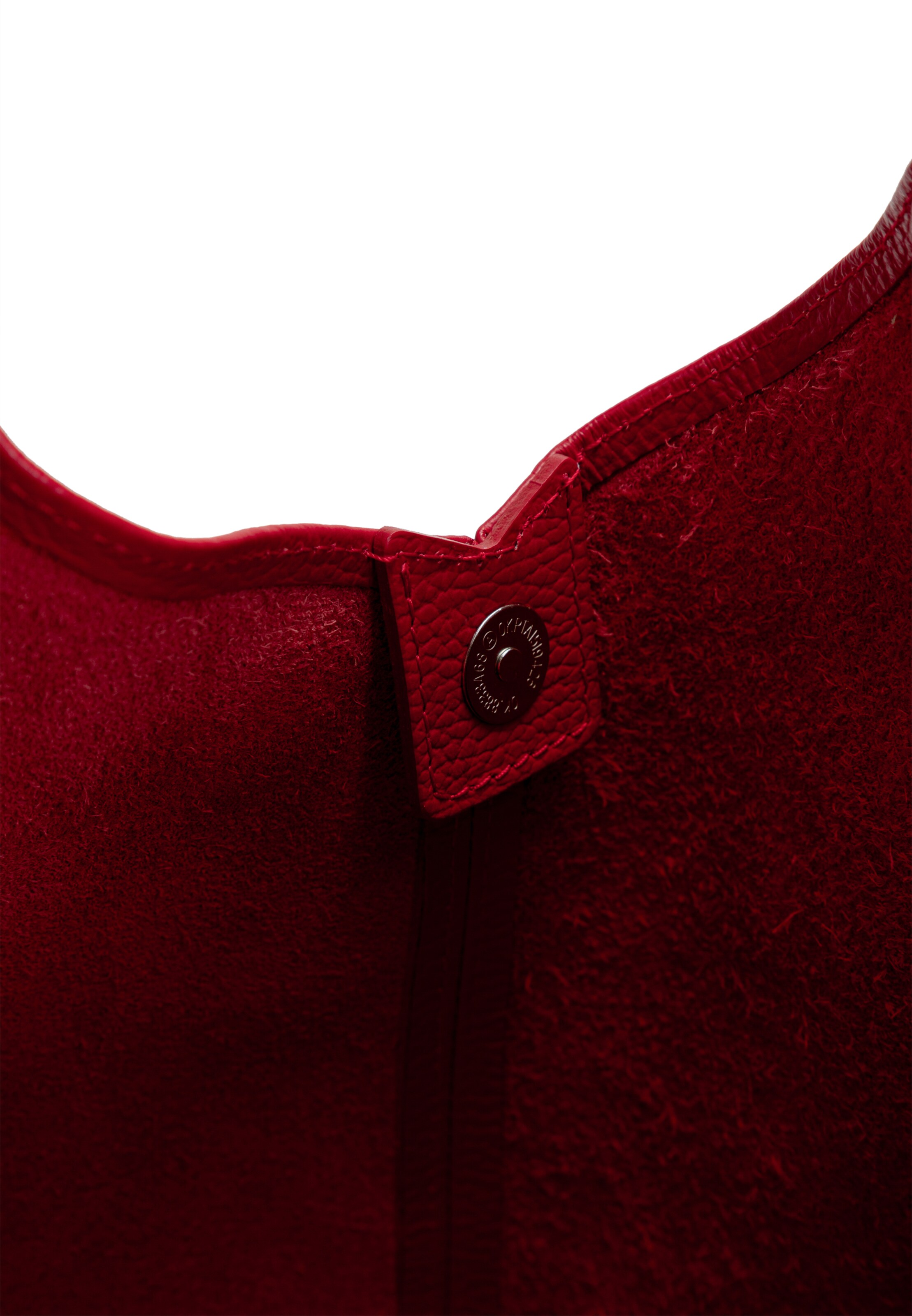 faina Handbag in Red