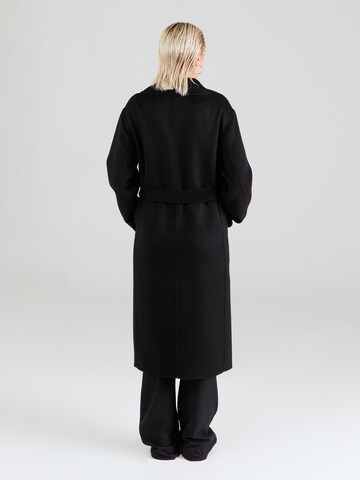 GAP Between-Seasons Coat in Black