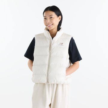 new balance Vest in White: front