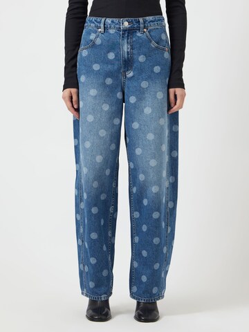 YAS - Ropa ancha Vaquero 'LUA' en azul: frente