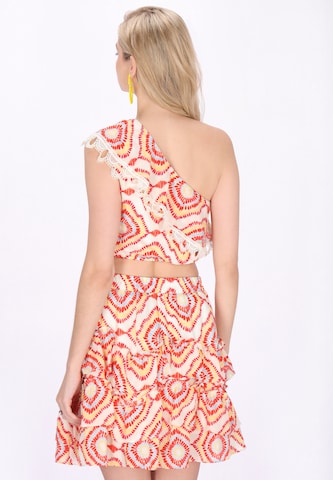 IZIA Top 'Festival' in Oranje