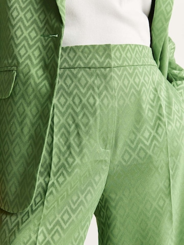 Scalpers Široke hlačnice Hlače na rob 'Jac' | zelena barva