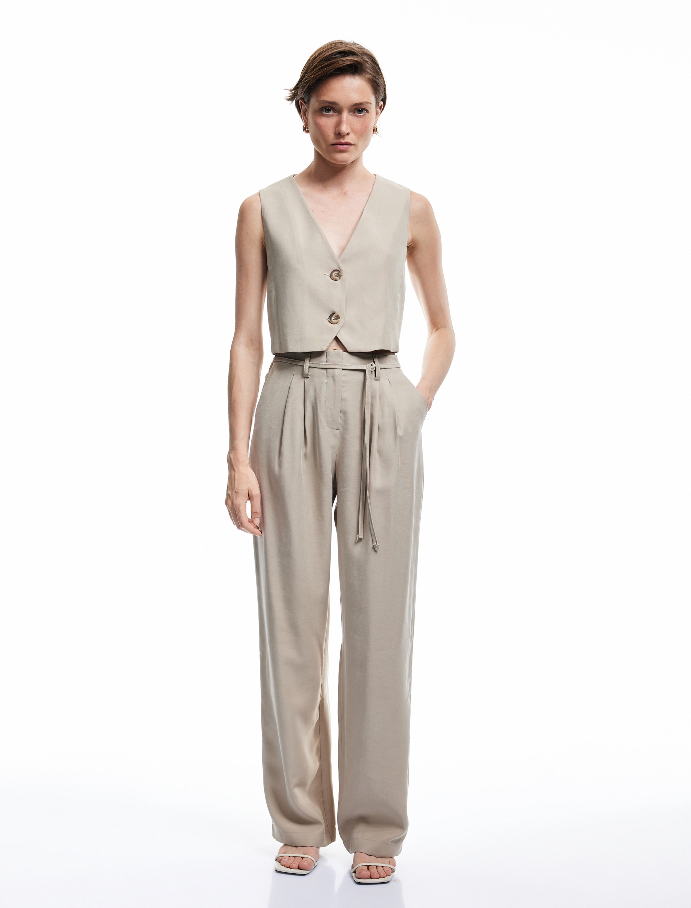 Koton Loosefit Hose in Braun: Vorderseite