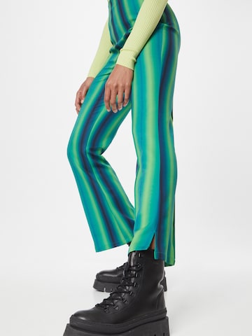 Flared Pantaloni 'Ivy Adele' di Hosbjerg in verde
