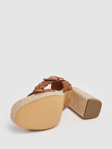 Pepe Jeans Sandale 'Lenny' in Braun