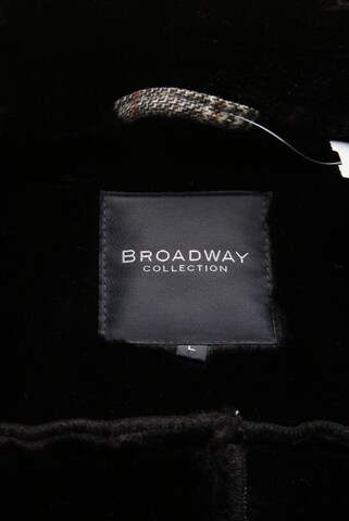 BROADWAY NYC FASHION Jacket & Coat in L in Grey