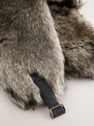 Next Pipo värissä harmaa