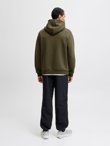 JACK & JONES Sweatshirt in Grün