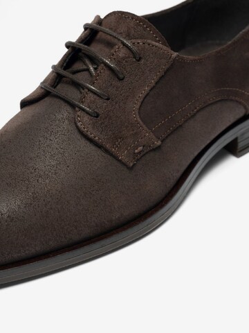 Bianco Lace-Up Shoes in Brown