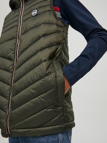 Jack & Jones Junior Weste 'JJEHero' in Grün