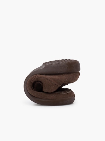 Chaussure basse Pisamonas en marron