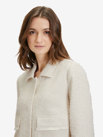 Betty & Co Between-Season Jacket in Beige