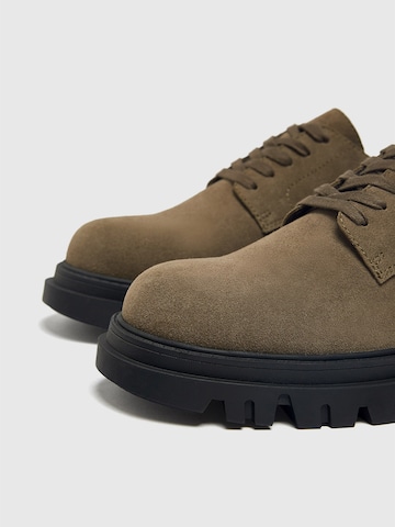 Pull&Bear Lace-Up Shoes in Green