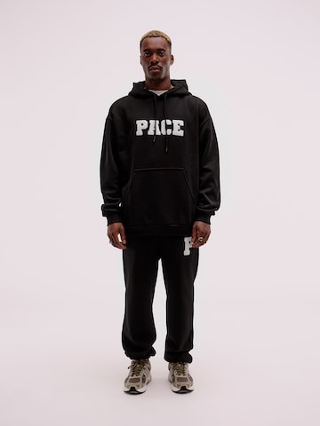 Pacemaker Sweatshirt 'Lennox' in Black