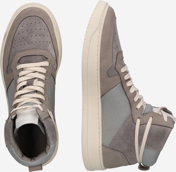 Sneaker alta 'Legacy' di Garment Project in grigio