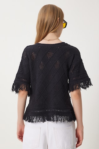 Happiness İstanbul Blouse in Zwart