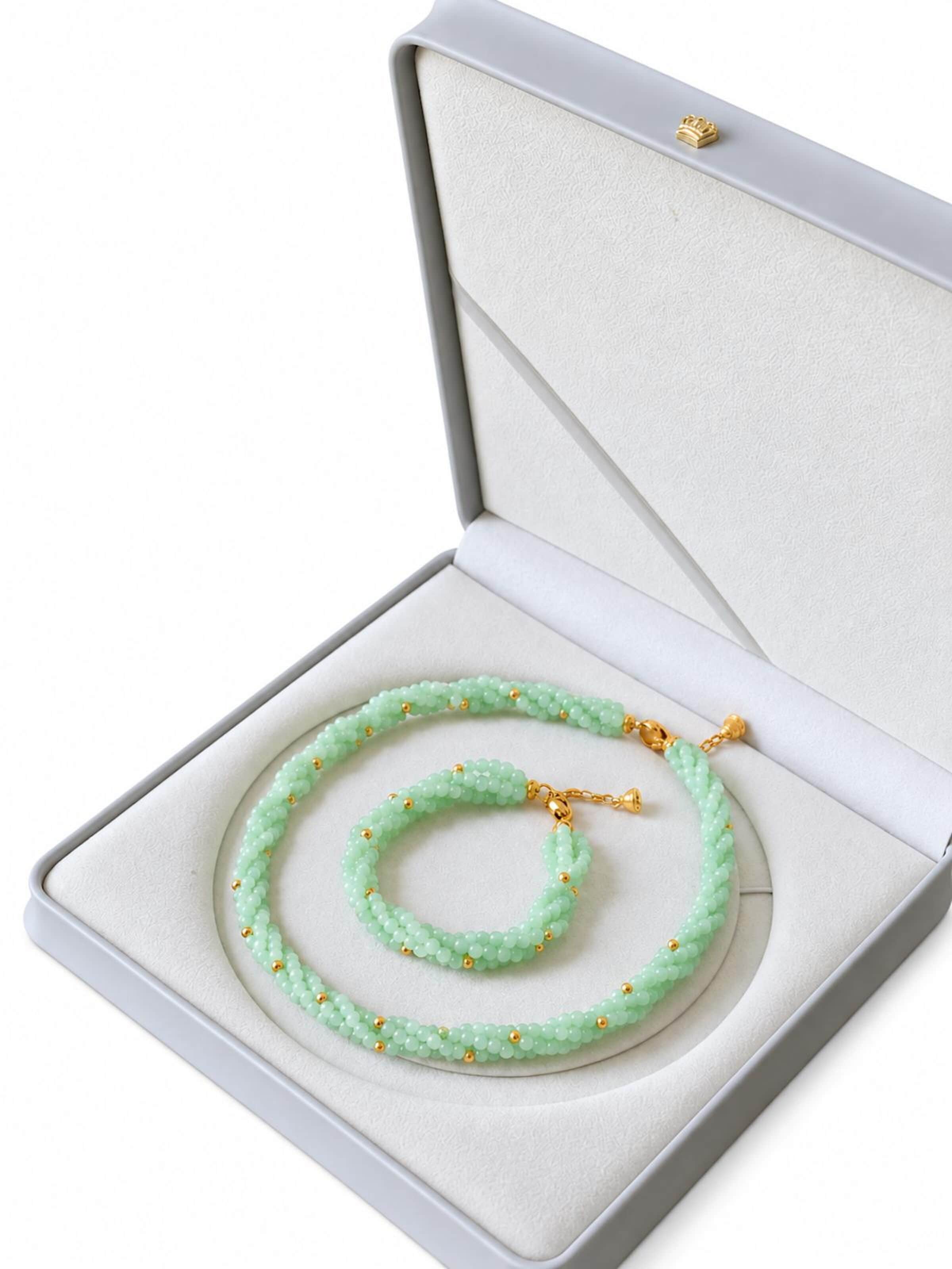 Parure de bijoux 'Lucky Jade' LanLivia en or