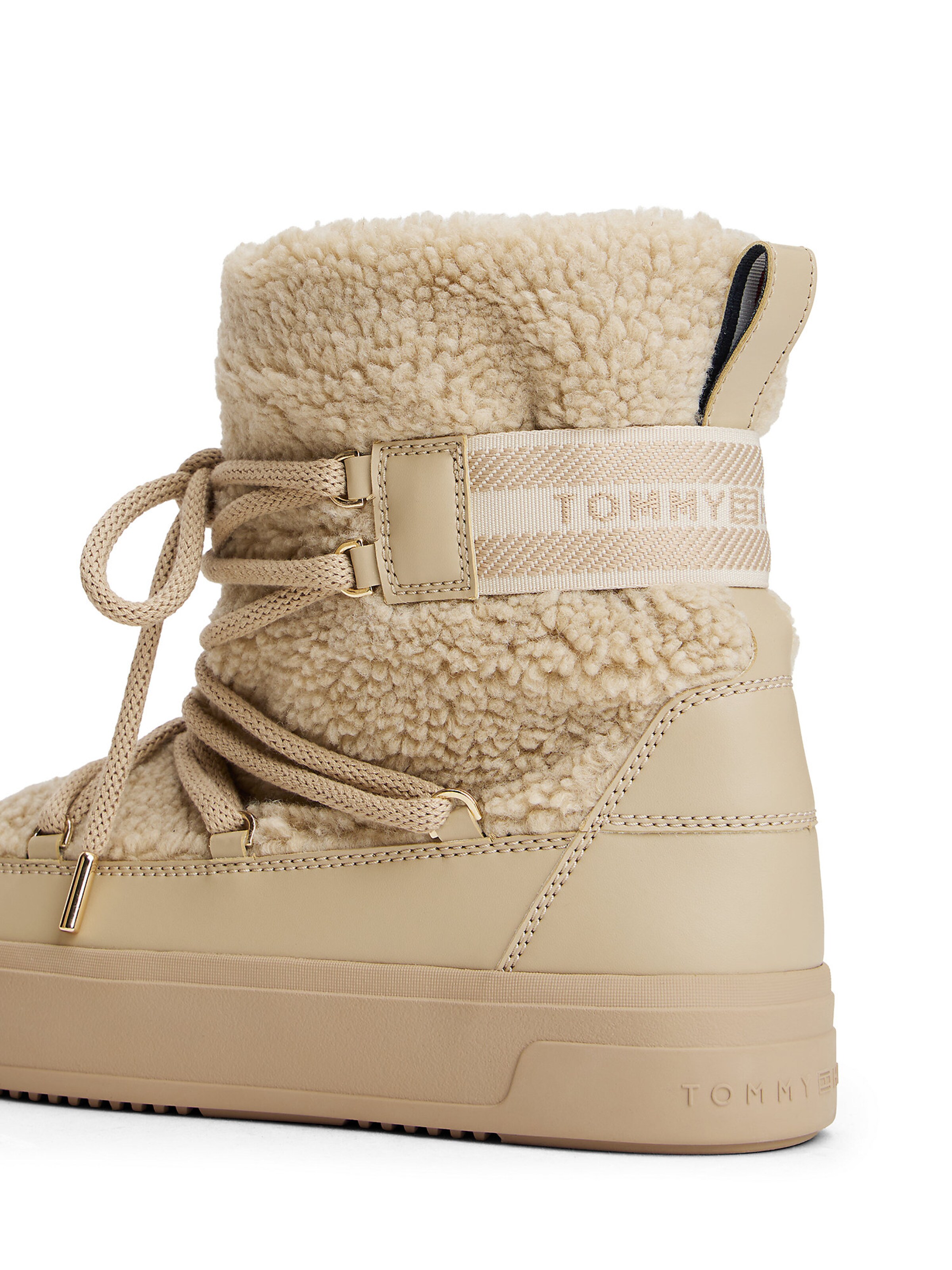 TOMMY HILFIGER Snowboots in Beige