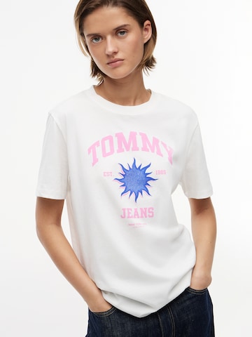 Maglietta 'NOVELTY' di Tommy Jeans in bianco
