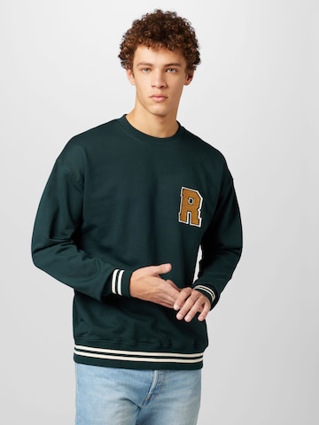 Revolution Sweatshirt in Grün: predná strana